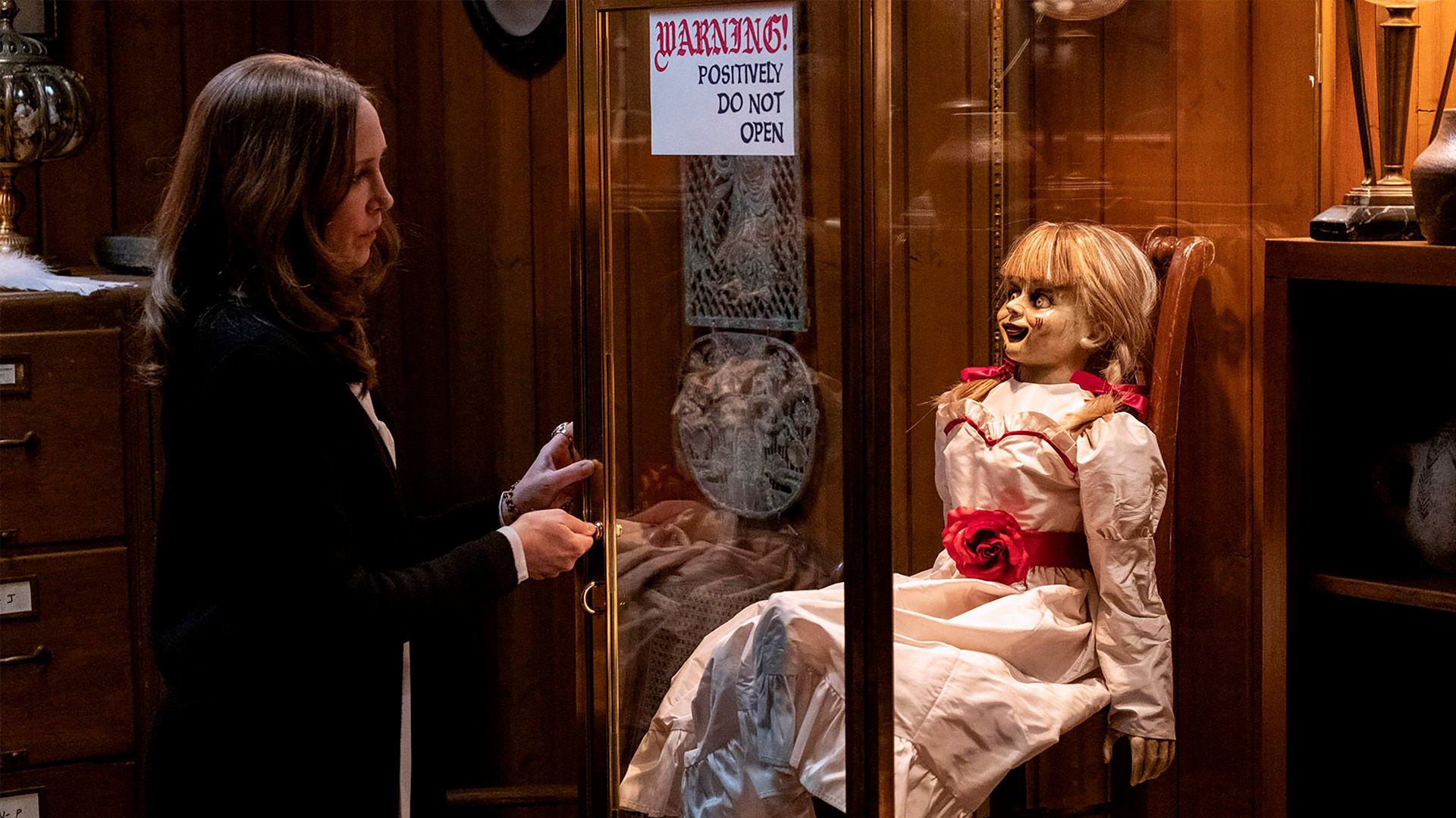 ANNABELLE COMES HOME
