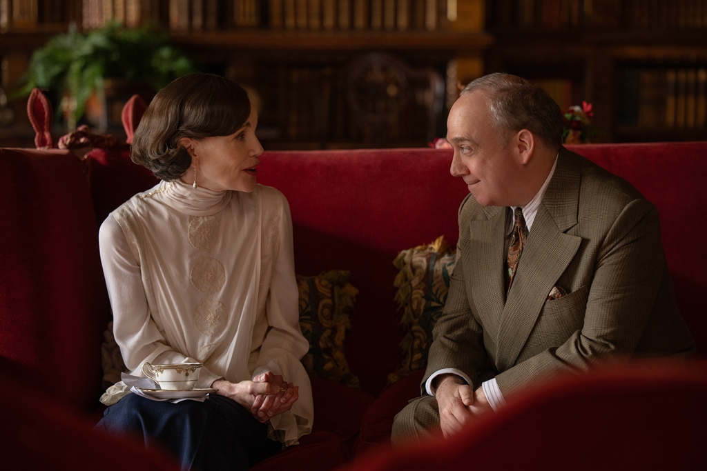 DOWNTON ABBEY: THE GRAND FINALE