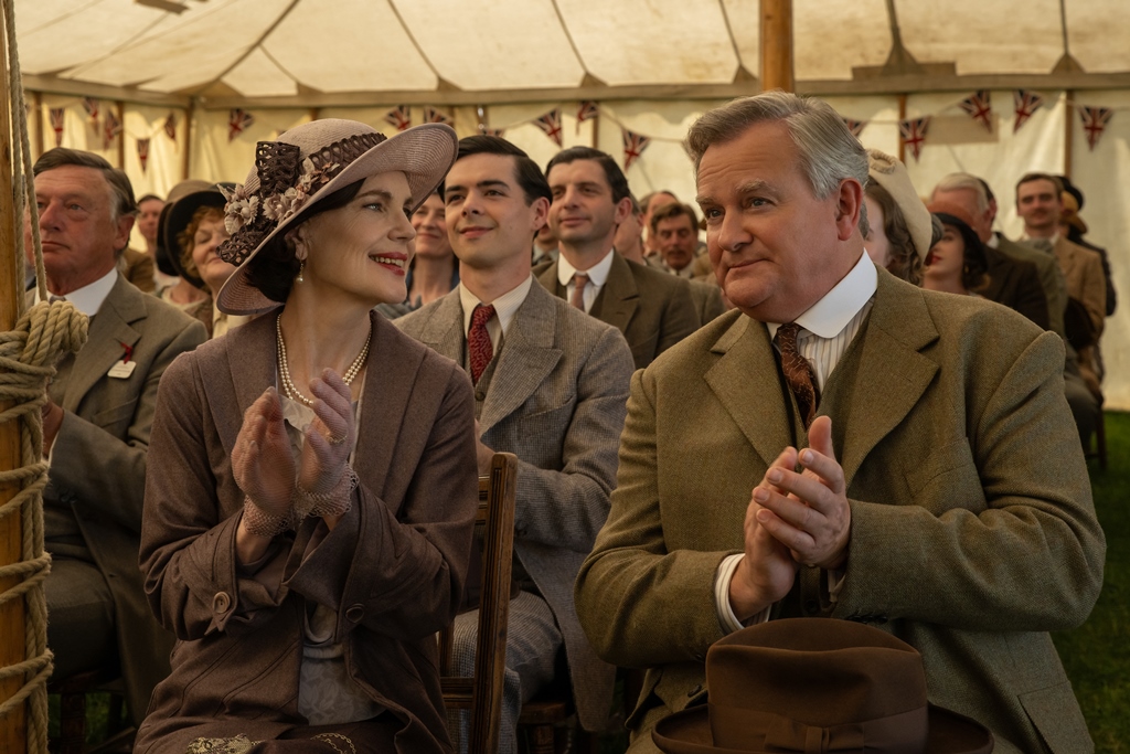 DOWNTON ABBEY: THE GRAND FINALE