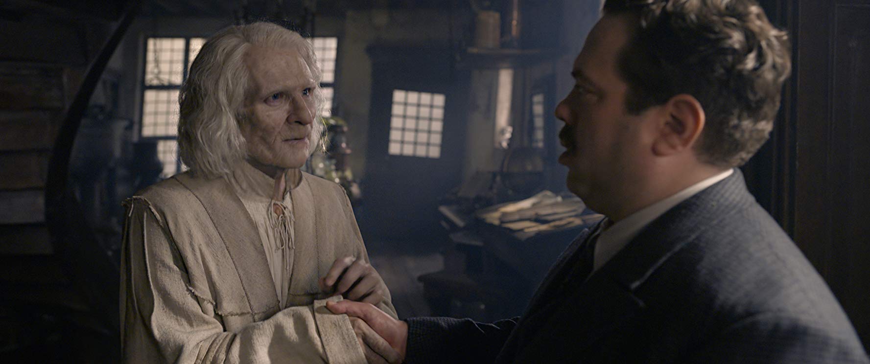 FANTASTIC BEASTS: THE CRIMES OF GRINDELWALD