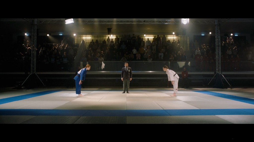 poly-koritsistiko-onoma-patty