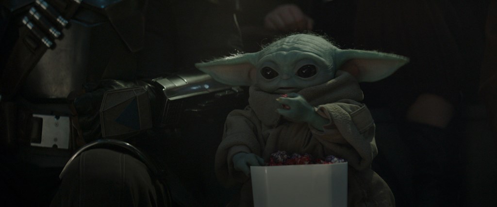 STAR WARS: THE MANDALORIAN AND GROGU