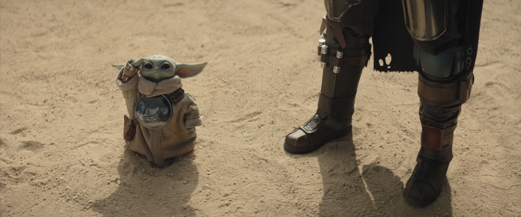 STAR WARS: THE MANDALORIAN AND GROGU