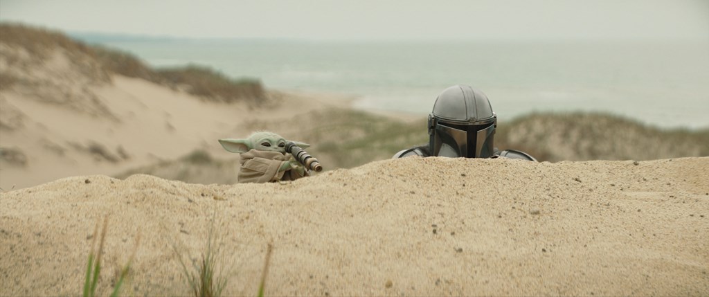 STAR WARS: THE MANDALORIAN AND GROGU