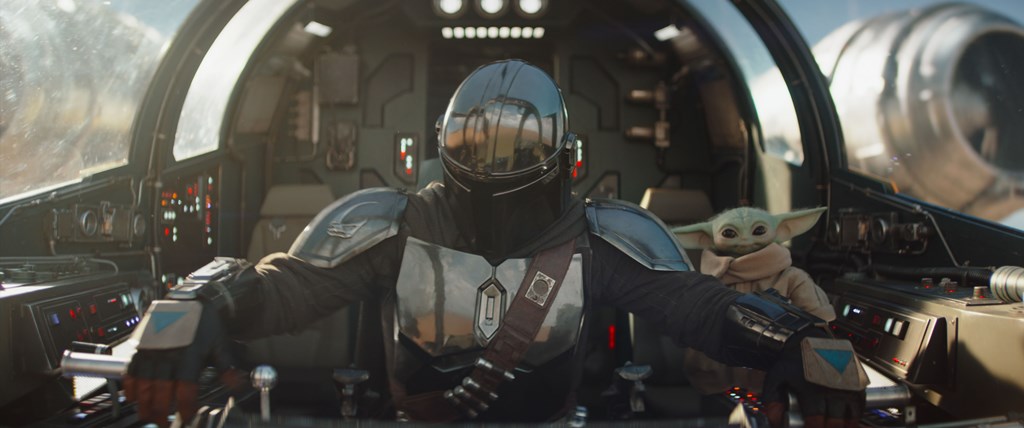 STAR WARS: THE MANDALORIAN AND GROGU