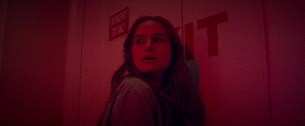 THE STRANGERS: CHAPTER 2