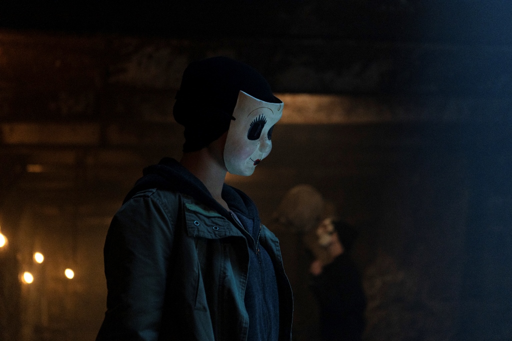 THE STRANGERS: CHAPTER 3