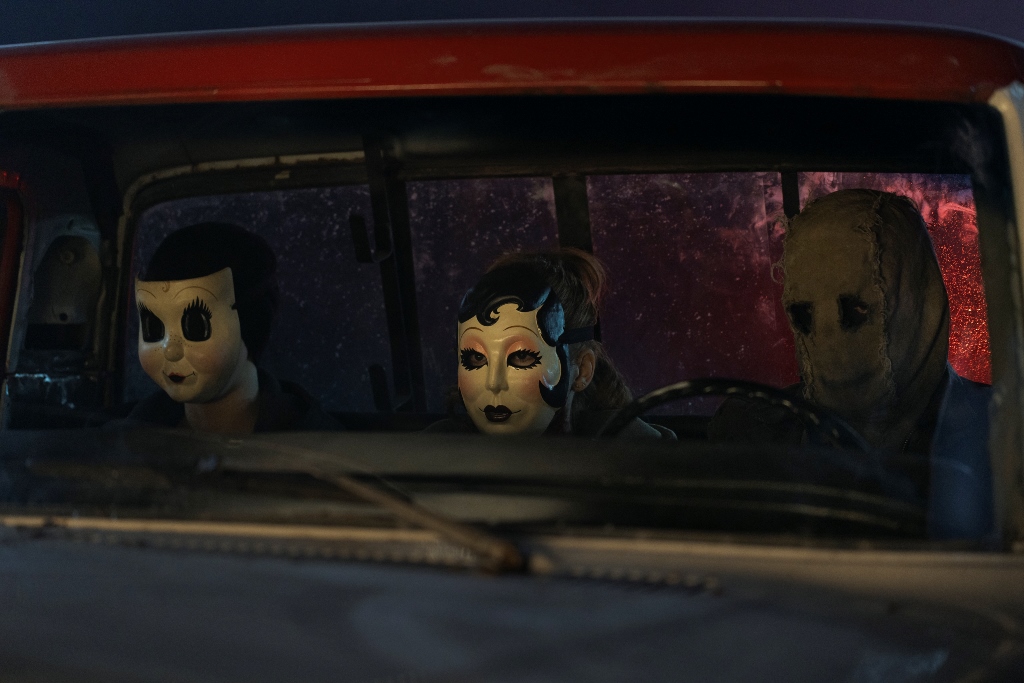 THE STRANGERS: CHAPTER 3